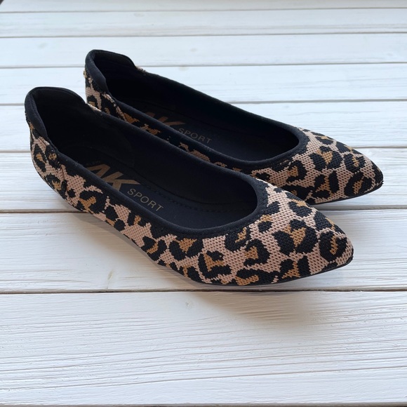 Anne Klein Sport Shoes - NWOB Anne Klein Sport Animal Print Flats size 7